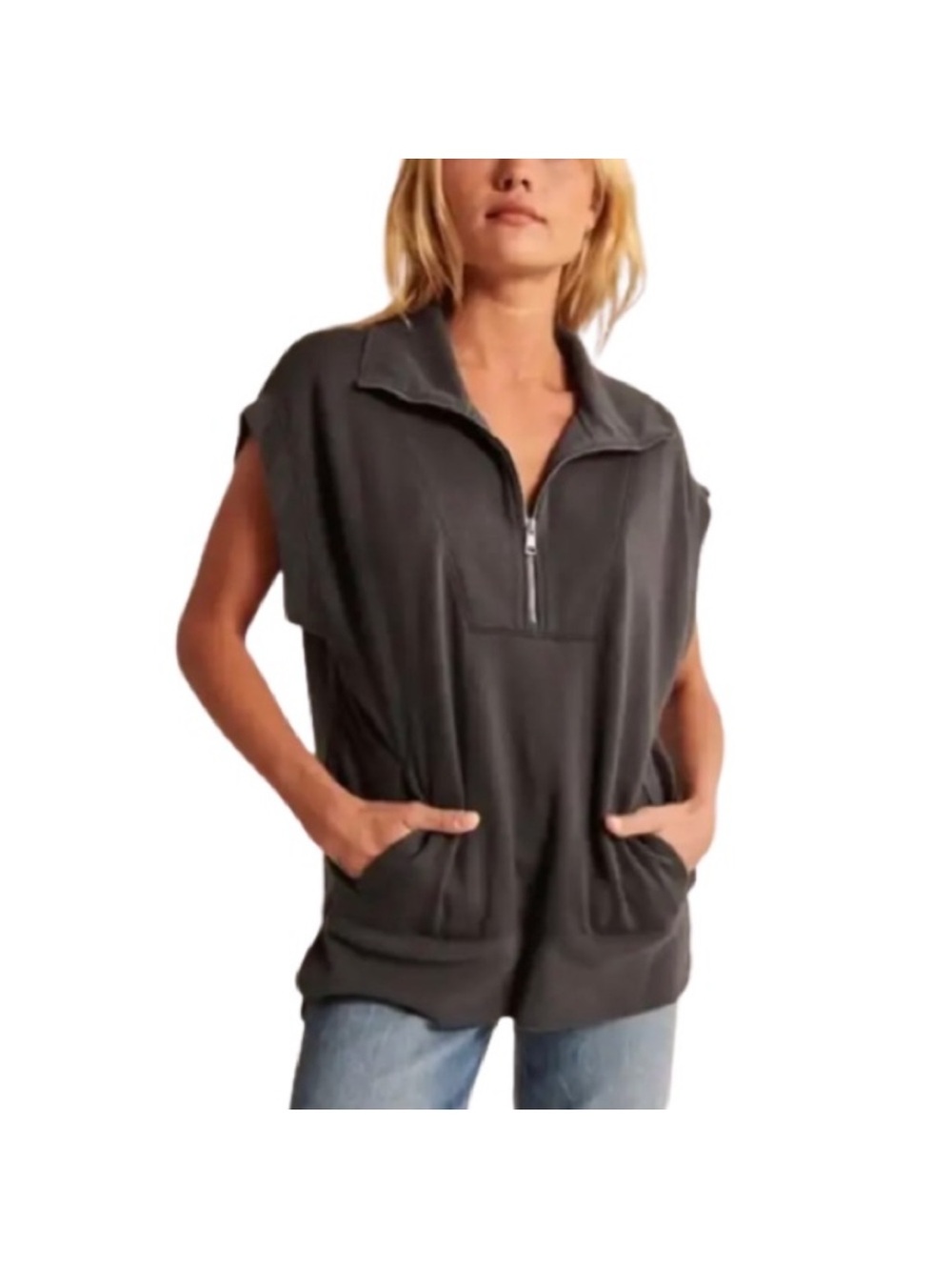 Abercrombie & Fitch Charcoal Short-Sleeve Half-Zip Pullover